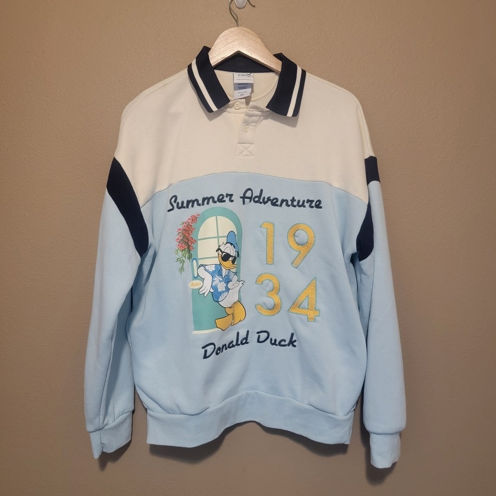 Disney Donald Duck Summer Adventure‎ Of 1934 Blue White Sweatshirt Small NWOT
